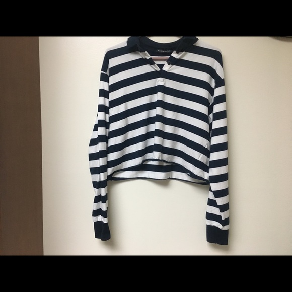 Brandy Melville navy blue striped Button Up top - Picture 3 of 4
